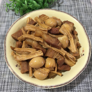 腐竹鹌鹑蛋烧肉步骤11
