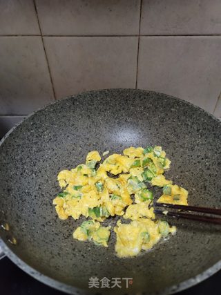 秋葵炒土鸡蛋步骤11
