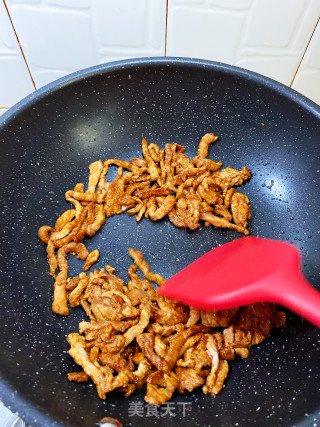 四季豆炒肉丝步骤3