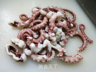 八爪鱼炒洋葱步骤5