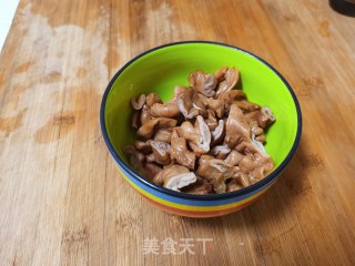 红烧卤肥肠步骤2