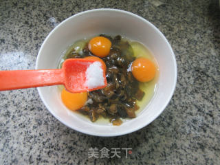 酱瓜炒鸡蛋步骤4