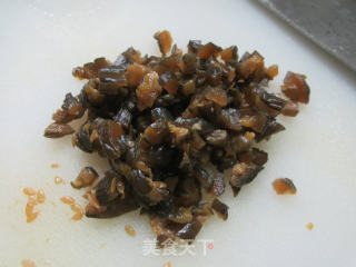 酱瓜炒鸡蛋步骤2