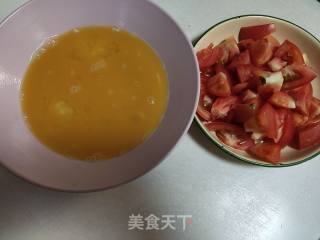 家常西红柿炒鸡蛋步骤1