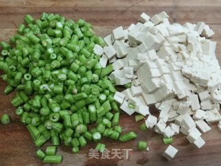 肉末豇豆炒豆腐步骤3