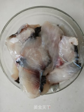 酸菜鱼片步骤4