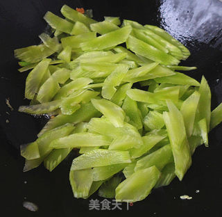 鸡蛋——鸡蛋炒莴笋步骤6