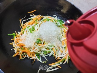豆芽炒三丝步骤10