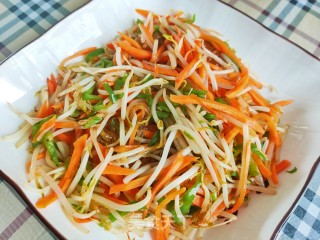 豆芽炒三丝步骤12