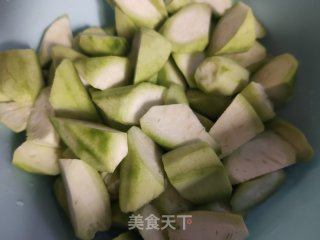 白玉菇炒丝瓜步骤4