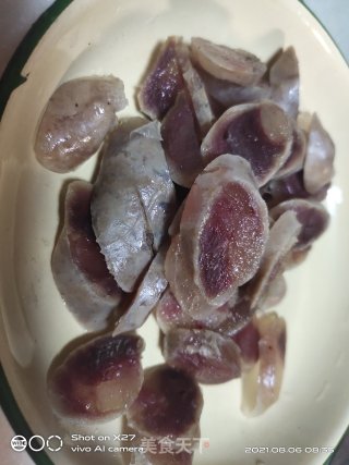 香肠炒豆角步骤1