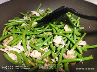 豆角烧肉片步骤6