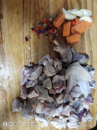 豆腐烧鸡肉步骤1