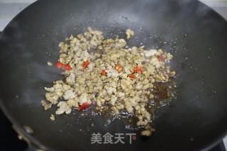肉末青蒜豆腐干步骤4