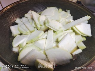 葫芦瓜烧香肠步骤4