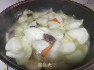 葫芦瓜烧香肠步骤5