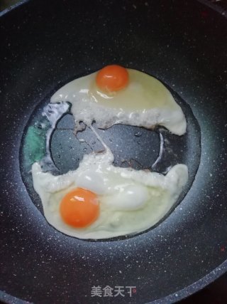 蒜蓉荷包蛋步骤1