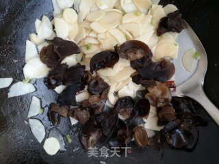 山药黑木耳炒鸡蛋步骤8