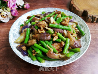 肉末炒茄子豆角步骤8