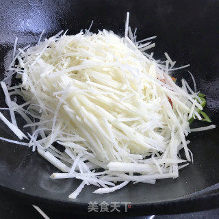 洋葱炒土豆丝步骤6