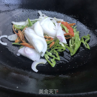 洋葱炒土豆丝步骤5