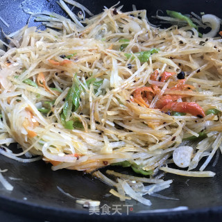 洋葱炒土豆丝步骤8