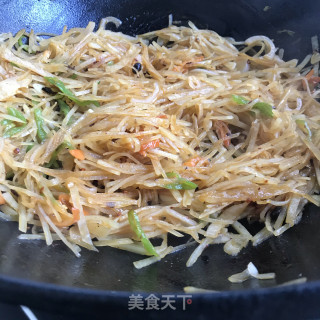 洋葱炒土豆丝步骤9