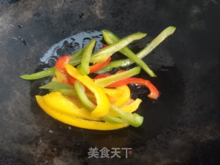 炒洋芋步骤5