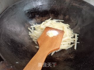 炒洋芋步骤7