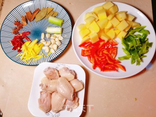 软糯可口鸡翅炖土豆步骤2