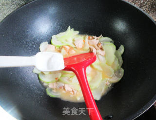 咸鸭蛋炒夜开花步骤10