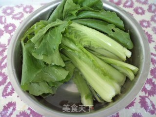滑子菇小白菜烧丸子步骤2