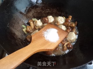 滑子菇小白菜烧丸子步骤10