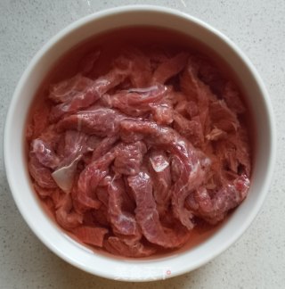 香菜梗炒牛肉步骤3