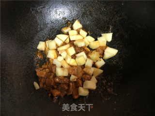 苹果牛肉粒步骤4