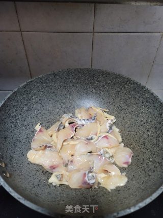 香芹炒鱼片步骤6