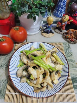 香芹炒鱼片步骤11