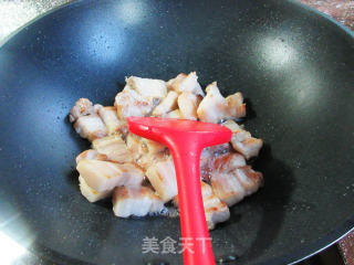 红腐乳烧五花肉步骤4