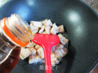 红腐乳烧五花肉步骤5