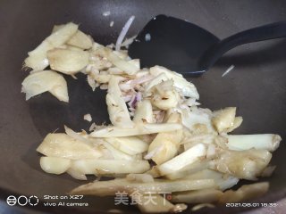 嫩姜烧腊鸭步骤4