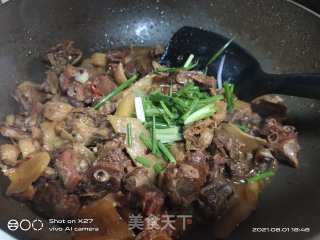嫩姜烧腊鸭步骤9