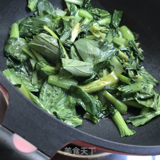 蒜蓉炒青菜步骤5