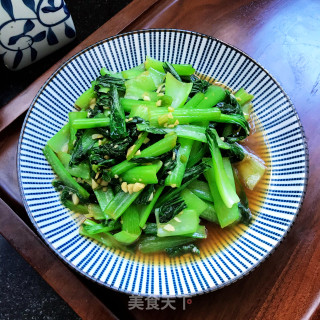 蒜蓉炒青菜步骤7