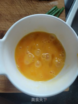 爱心大虾蒸蛋步骤3