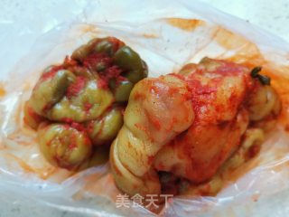 韭菜花榨菜丝炒肉步骤1