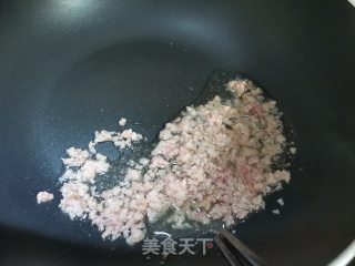 韭菜花榨菜丝炒肉步骤4