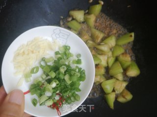 丝瓜黑木耳炒鸡蛋步骤8