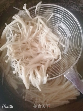 肥牛金针菇步骤3