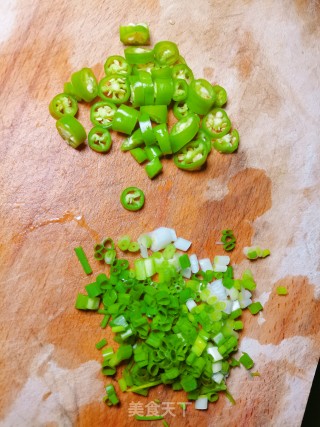 吃一个月也不腻的糖醋荷包蛋步骤2