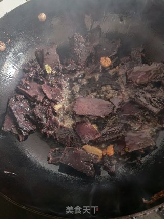 蒜香血粑步骤4